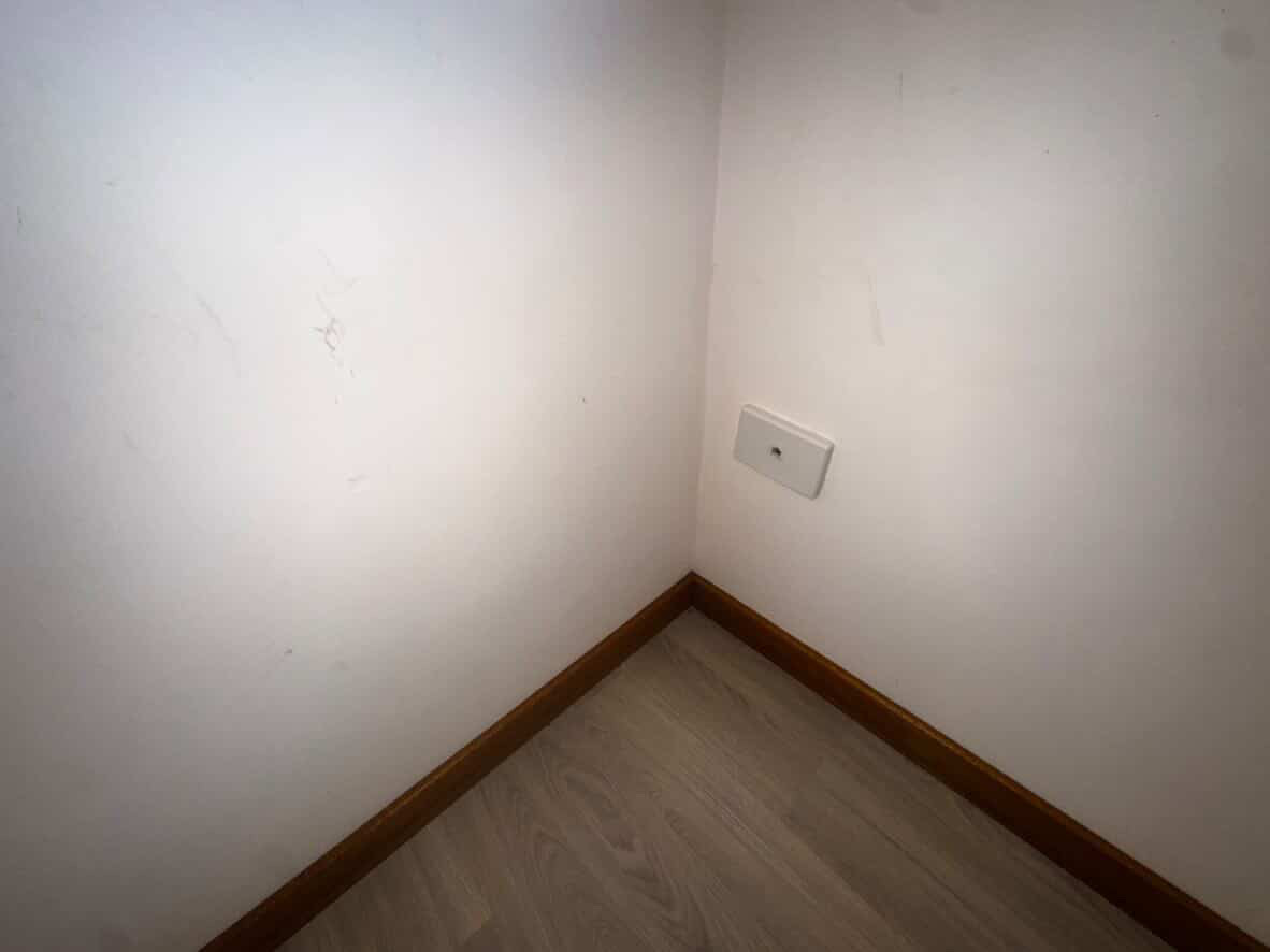 Walls after cleaning